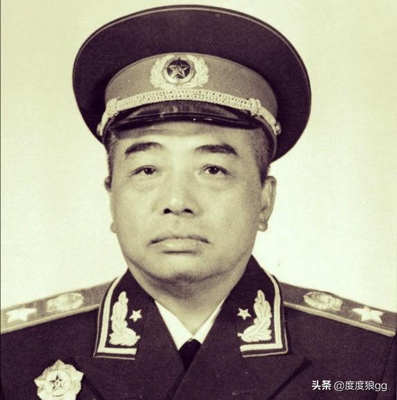 粟裕简历:历朝历代有没有那种大将，在战争中厥功至伟？