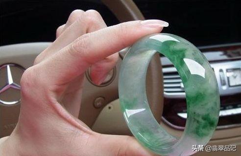 玉石有棉是什么意思,什么是和田玉上的“棉”？