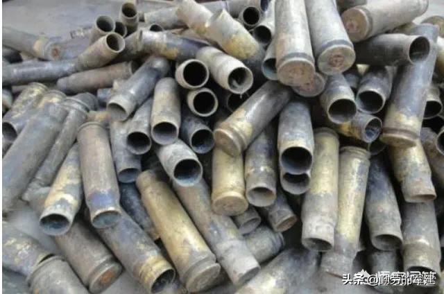 舰炮发射炮弹后，弹壳怎么处理？回收还是扔海里？插图84