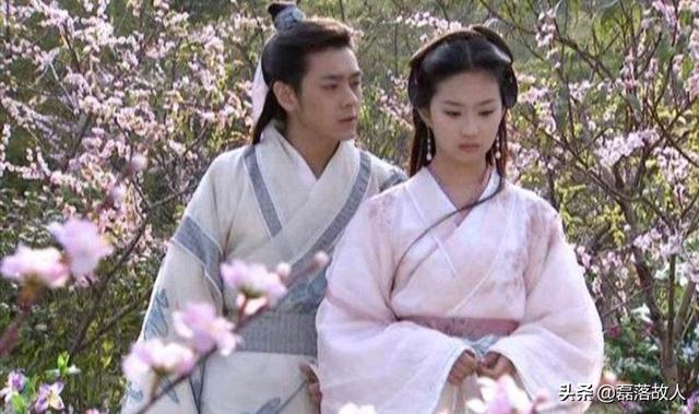 刘亦菲的妹妹:刘亦菲饰演的赵灵儿和小龙女，你更喜欢哪个角色
