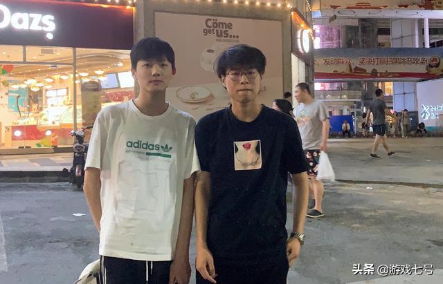 乐言包子:包子谈VG乐言禁赛事件忍不住笑出声，怒斥其太蠢，如何评价