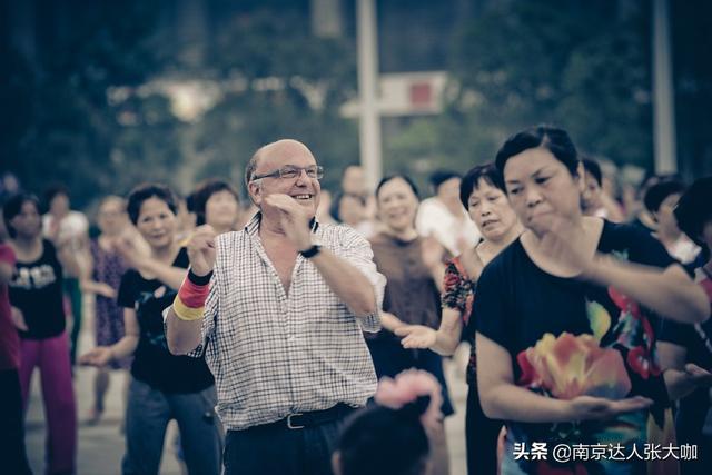 中国太保杭州社区一期将于明年运营，美国人羡慕中国哪些好习惯