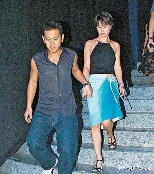 何超琼不能生育:何超琼和杨其龙当年是怎么回事，两人为何没能走到一起？
