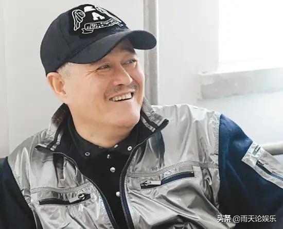 赵一涵图片:赵本山的徒弟们纷纷玩起了直播，您怎么看？