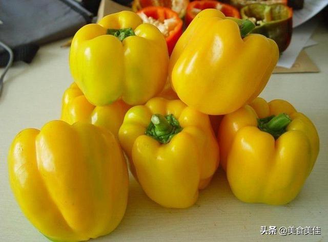 虎皮青椒是哪里的菜(虎皮青椒酿肉是哪里的菜)