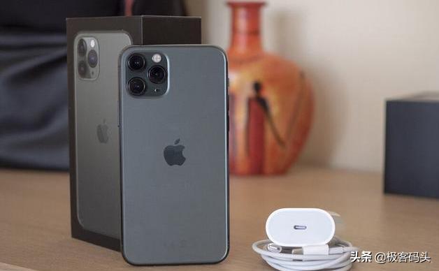 iphone快充哪个牌子不伤电池？