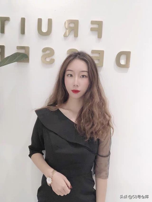 哪一刻突然让你喜欢上了穿丝袜和高跟鞋？
