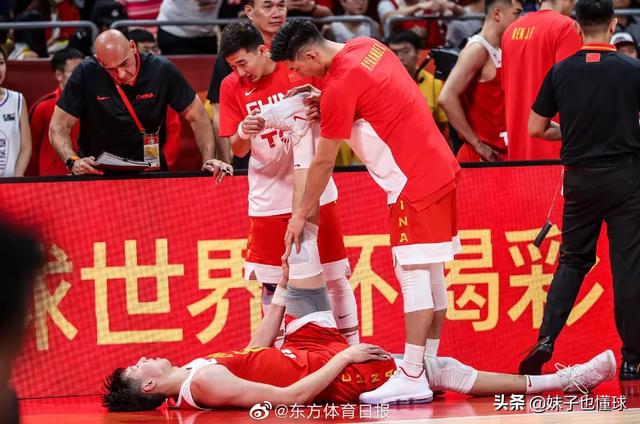 周琦拼到抽筋:关于周琦的表现，你想说什么？