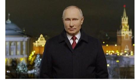 俄罗斯不明生物攀爬大楼，怎样看待普京新年致辞中要求俄罗斯应对十年挑战