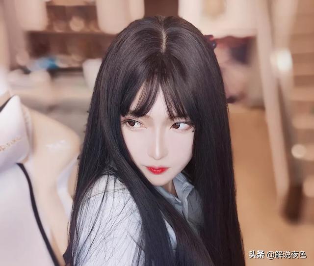 头条问答 - 腐团儿晒新写真"麻衣学姐",直播间却遭举报,超管:这个不算