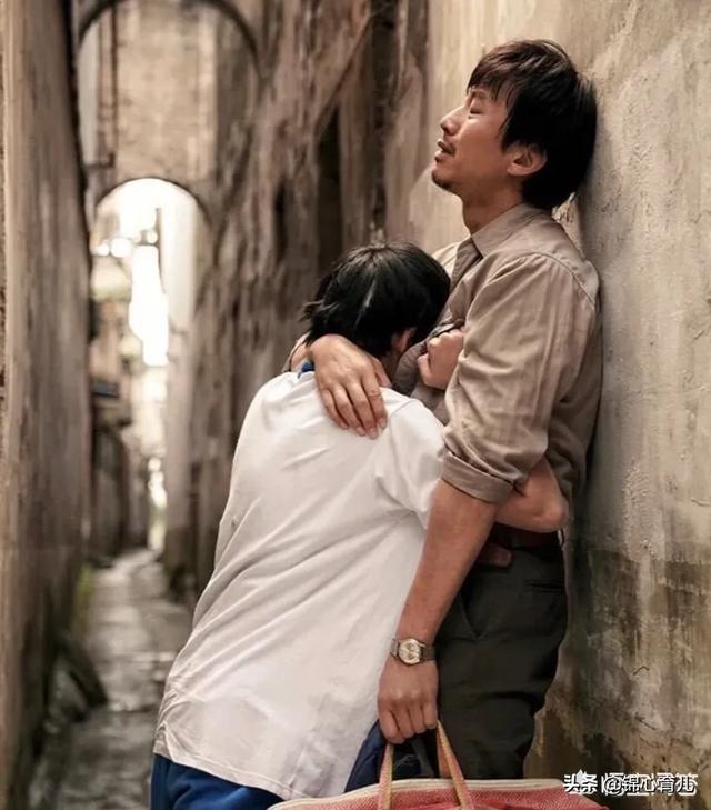 《银河补习班》最后一个月时孩子成绩还倒数第五,突然就考到了年级前十,补习班这么强？