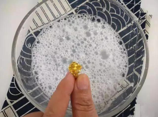 够狗免费下载:请问手机单机游戏都在哪里下载，最好是可以下载大型游戏？
