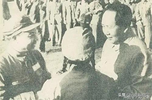 肖华上将:历史名人十六岁的时候在干嘛？