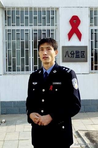 狱警和公安哪个待遇更好，广东省监狱警察工作怎么样，待遇如何？