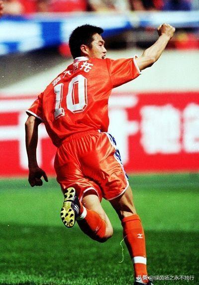 头条问答 - 宿茂臻,李金羽,韩鹏和杨旭,在鲁能效力过的这些前锋谁表现