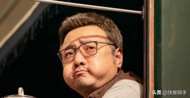 如何看待《囧妈》院线改网播,徐峥遭某些院线封杀的行为？