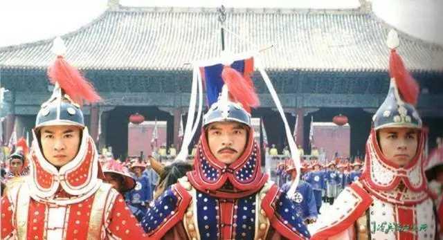黄贯中藏獒值1200万:清代为什么皇帝不需要锦衣卫这种机构了？ 黄贯中养17只藏獒