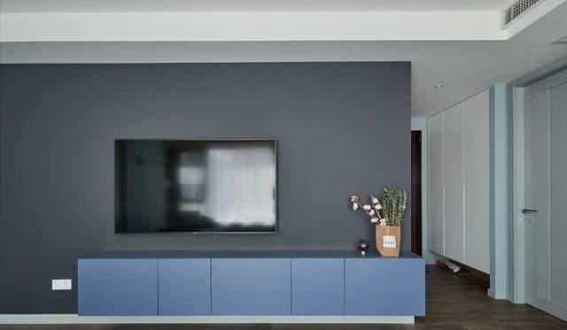 不做吊顶，电视墙怎么设计？插图9