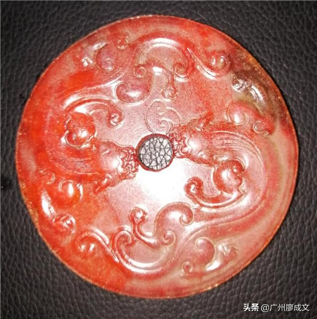 如何看一块玉值不值钱,买了一块玉，大家看看是什么料值多少钱？