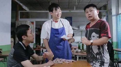 相声演员李菁:何云伟和李菁现在都没有固定搭档，再次合作的机会大不大？