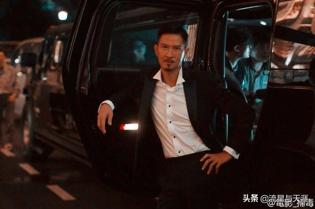 头条问答 - 《使徒行者》电影版中,为什么张家辉和古天乐这么帅?