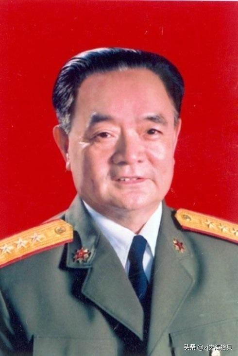 钟世藩:目前还健在人世的历史书上的人物你知道有哪些？