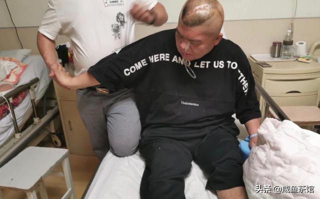 郭德纲曹云金:郭德纲最恨的徒弟是不是只有曹云金、何云伟