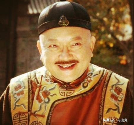 历史上的和珅真的像《铁齿铜牙纪晓岚》中是个胖子吗？他是个怎样的人？