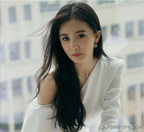 杨幂粉丝抵制嘉行:杨幂的粉丝为什么会手撕爱豆所在的嘉行传媒？