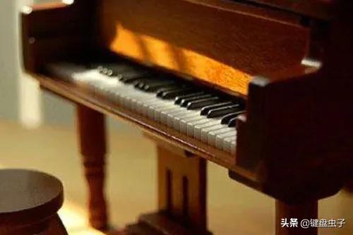 何野:2020年抖音近期流行的新歌有哪些，谁有推荐？
