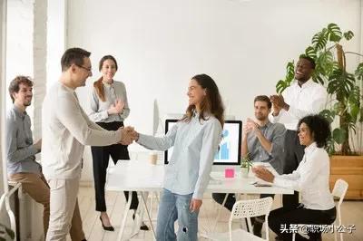 什么职业能正常上下班,正常节假日,工资不会太低？