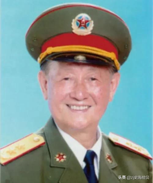 博古是个什么人物:网名用真实姓名是什么样的人？