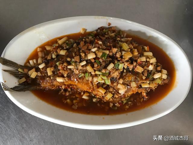 干烧岩鲤是什么菜系？怎么做好吃？