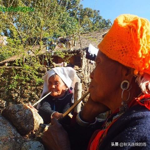 翁丁佤寨明火已扑灭:旅游的时候你会买纪念品么