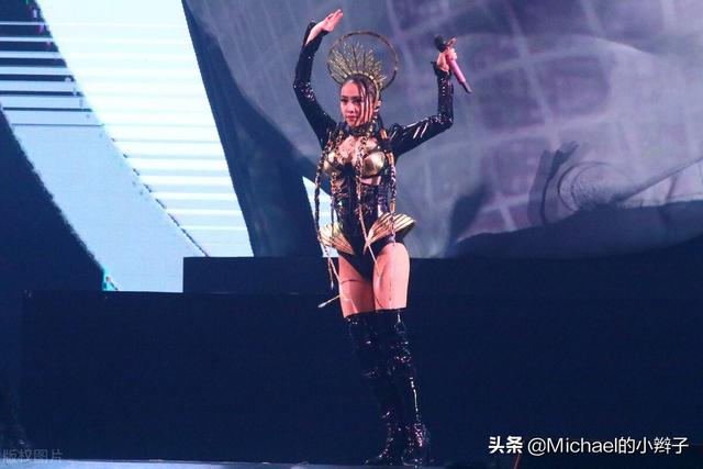 雷迪嘎嘎成名曲:歌坛里让你选3个女歌手，你会选去看谁的演唱会？