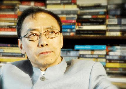 何家弘教授的加入对许敏有哪些帮助？