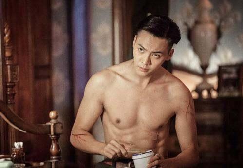 宋妍霏家世:陈伟霆紧盯宋妍霏不放，周扬青看后满脸怒意，三个人是什么关系？