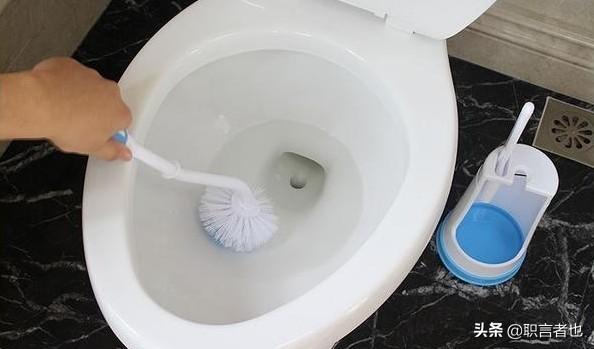 恶心寄生虫:一只狗狗有寄生虫时，身体会有哪些信号发出