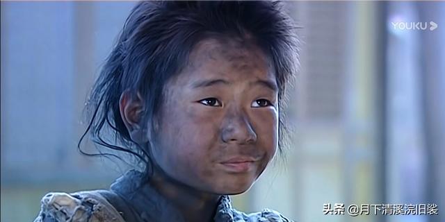 头条问答 - 为什么《大染坊》第一集中,锁子叔不让陈六子去他家住