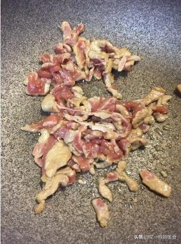 四季豆怎么炒好吃,豆角是四季豆吗？怎么做好吃？