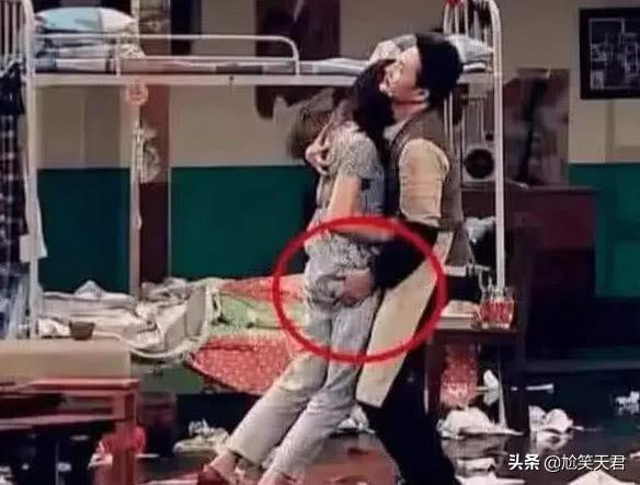 边程个人资料:在事业单位工作32年了最后一年转企了，退休金如何计算