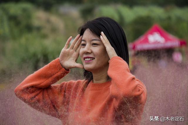 摄影师林德伯格去世:说到拍摄人像，你会首先想到怎样的照片