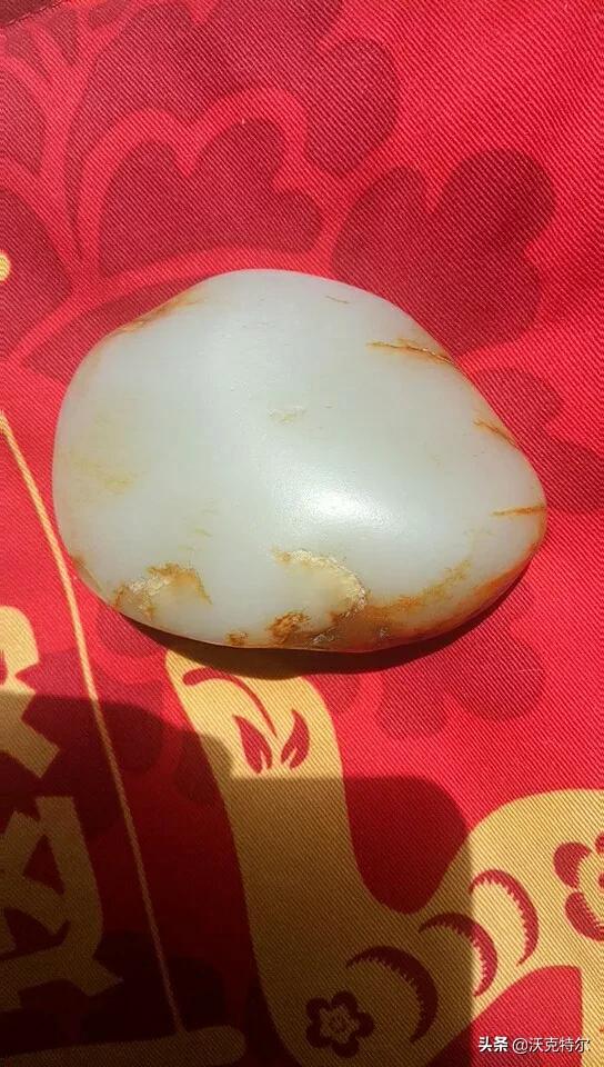 怎么看真假和田玉,和田玉贵吗？怎么分辨真假和田玉？