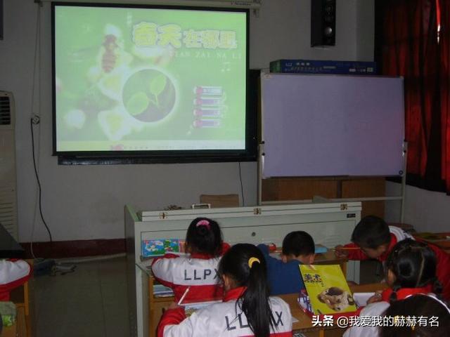 扬扬的老公:幸福的样子是怎样的能否发个图片描绘一下