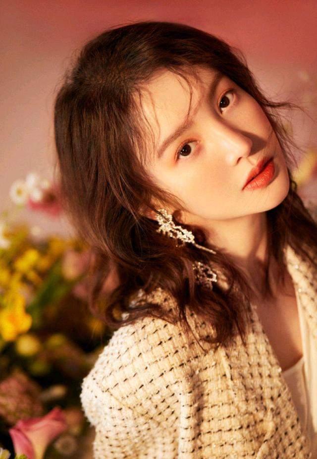 杜若溪图片:中国最美最漂亮的回族女明星都有谁？