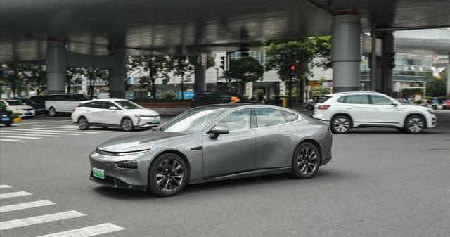 花20多万买“绿牌车”的人，都后悔了吗？到底值不值？