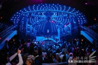 一句话概括你去夜店的感受？