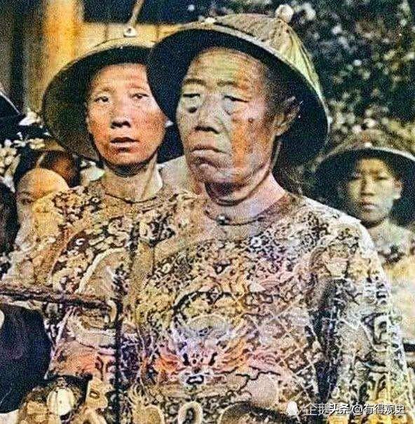 太监李莲英:李莲英是太监，他的四个儿子是怎么来的？