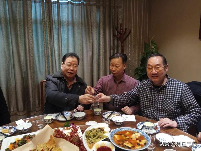 大家都是怎么赚到钱的？