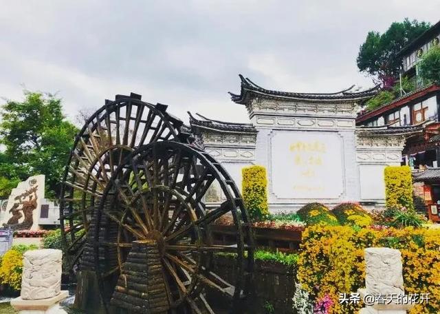 <a href=https://maguai.com/list/52-0-0.html target=_blank class=infotextkey><a href=https://maguai.com/list/52-0-0.html target=_blank class=infotextkey>旅游</a></a>风景区发<a href=https://maguai.com/list/256-0-0.html target=_blank class=infotextkey><a href=https://maguai.com/list/256-0-0.html target=_blank class=infotextkey>朋友圈</a></a>的说说:适合<a href=https://maguai.com/list/52-0-0.html target=_blank class=infotextkey><a href=https://maguai.com/list/52-0-0.html target=_blank class=infotextkey>旅游</a></a>时发<a href=https://maguai.com/list/256-0-0.html target=_blank class=infotextkey><a href=https://maguai.com/list/256-0-0.html target=_blank class=infotextkey>朋友圈</a></a>的句子有哪些？